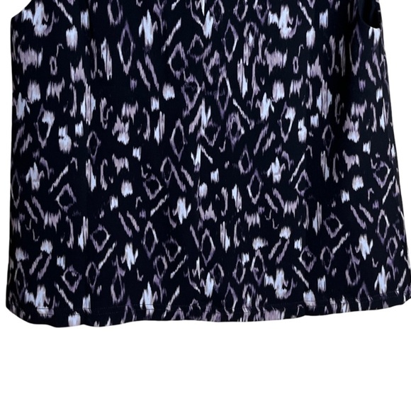 Of Mercer Sleeveless Blouse Black Abstract Ikat Print V-Neck Tank | Size L NWT - Picture 8 of 13